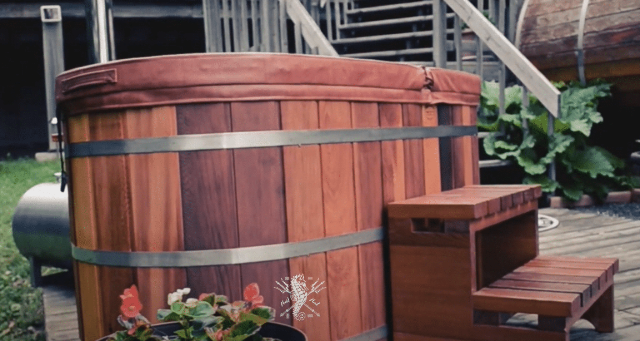 Cedar Hot Tub Ideas Plus Diy Kit Backyard Workspace