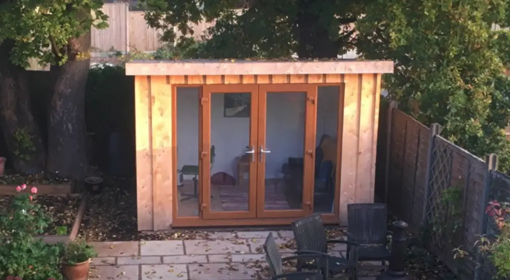 small garden room