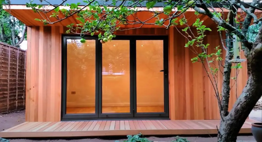 garden office with storage veranda